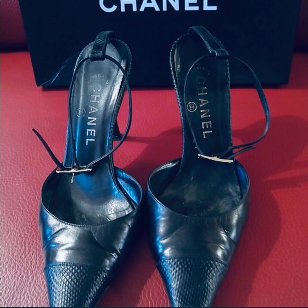CHANEL SHOES